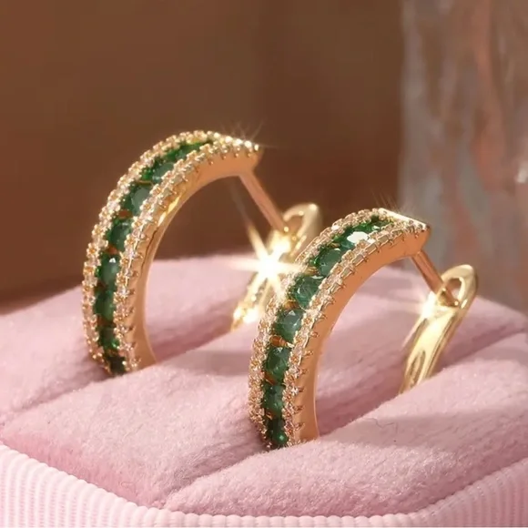 Luxurious Gold and Green Stone Earrings - Picture 2 of 4